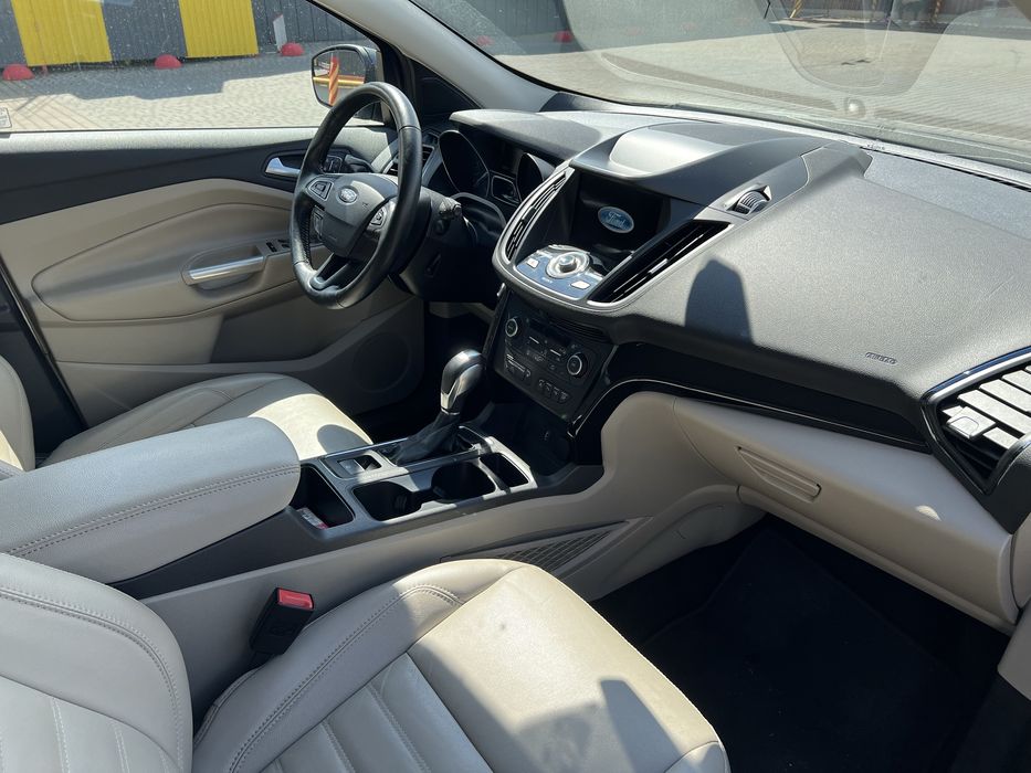 ТЕРМІНОВО! Ford Escape 2019