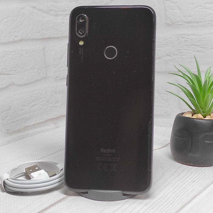 Продам телефон  Redmi note 7 4/64Gb NFC в гарному стані