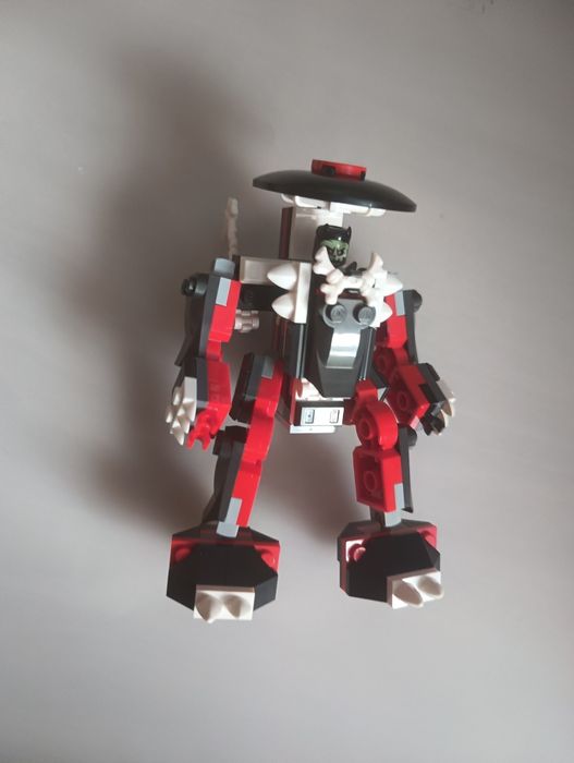 Zestaw LEGO Ninjago