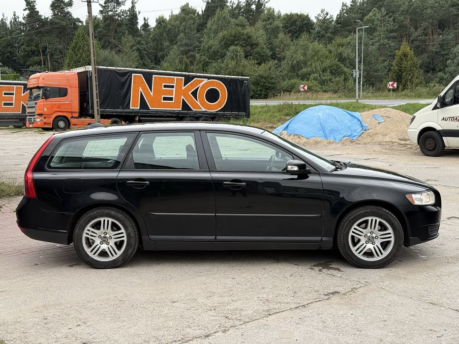 Volvo V50 LIFT 2.0 D 136 KM 2008 R KLIMA Alu Navi GWARANCJA