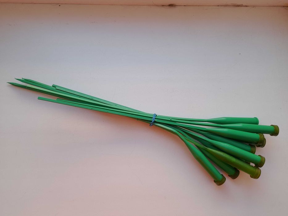 Пластикові капсули пробирки подовжувачі для квітів 10 шт за 40 грн