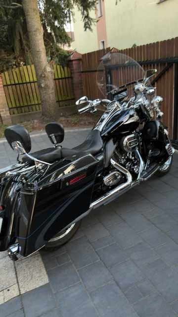 Harley Road King CVO Limited 2013