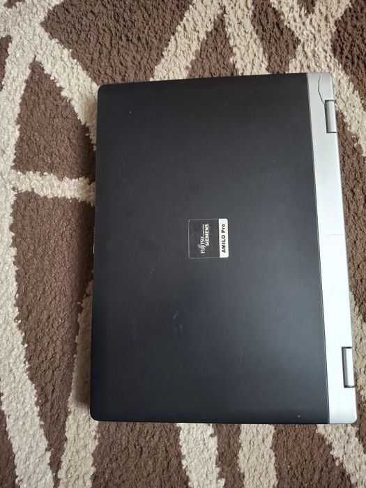 Laptop Fijitsu Siemens sprawny nowa bateria i ladowarka