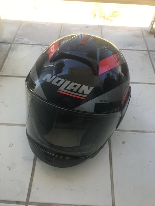 Capacete integral marca Nolan