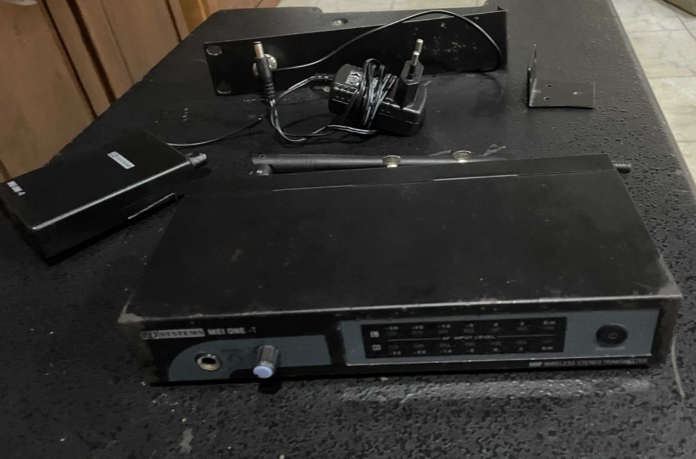 LD Systems MEI ONE 1 (sistema in ears Wireless)