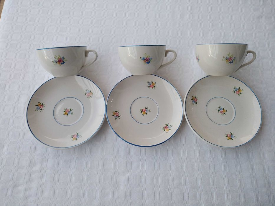 Chávenas de Chá com Pires Sacavém