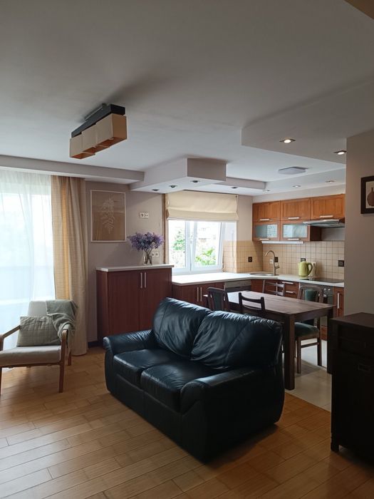 Продаж 2 кім і вітальня Вяч Чорновола