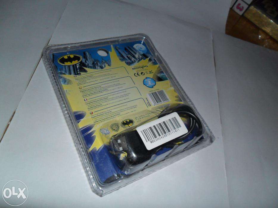 usb hub com 4 portas (zaapa) com a imagem de batman