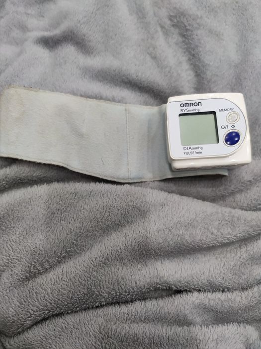 Ciśnieniomierz nadgarstkowy