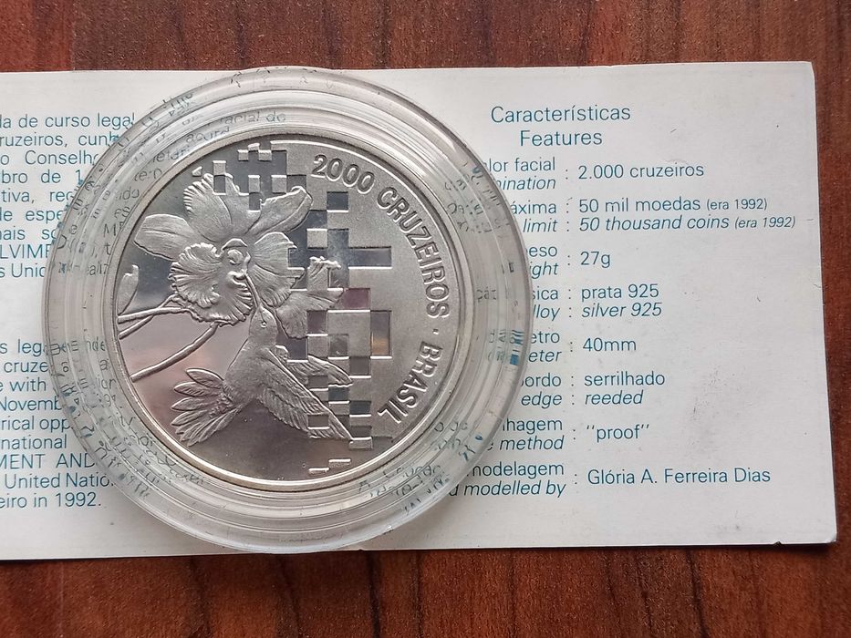 Moeda 2000 Cruzeiros 1992 Brasil