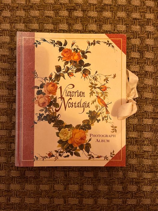 “Victoria Nostalgia”