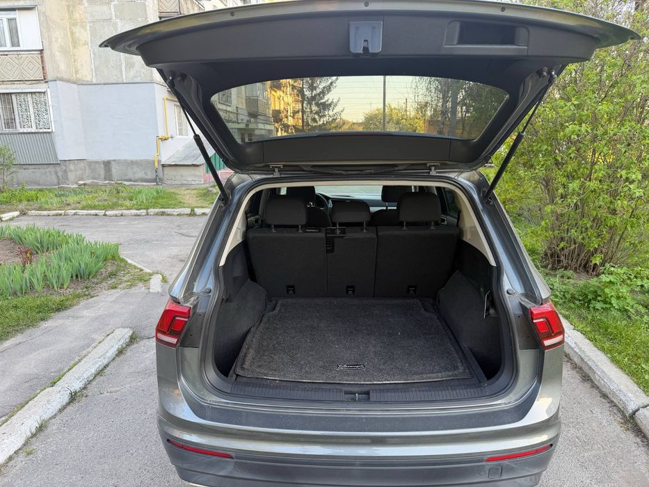 VW Tiguan 2017 ідеальний стан. Повний привід!