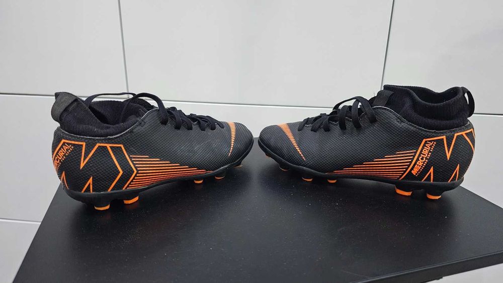 Korki Nike Mercurial Superfly VI Club MG, czarne, r. 33, stan bdb
