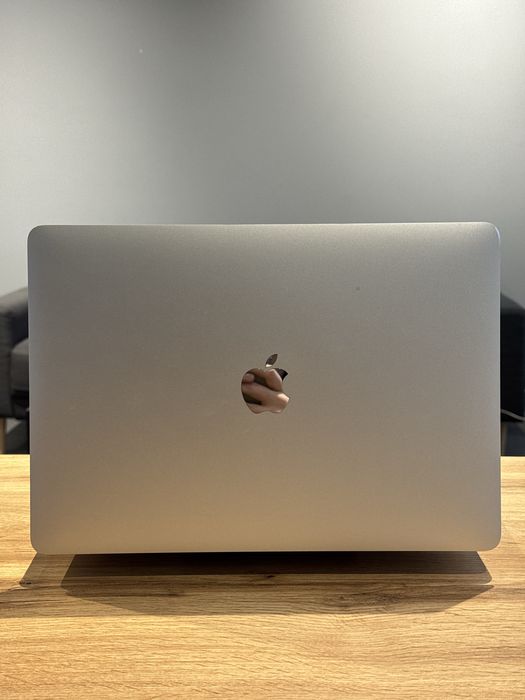 Macbook pro 13 2020 m1 16/512gb 8/8gpu !! Гарантія від магазину !!