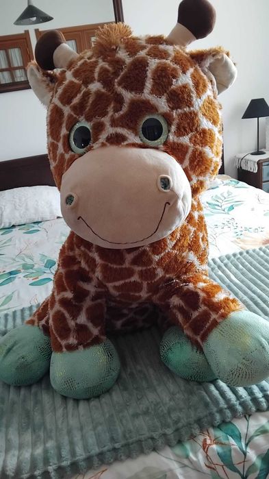Boneco (Girafa) em penuche