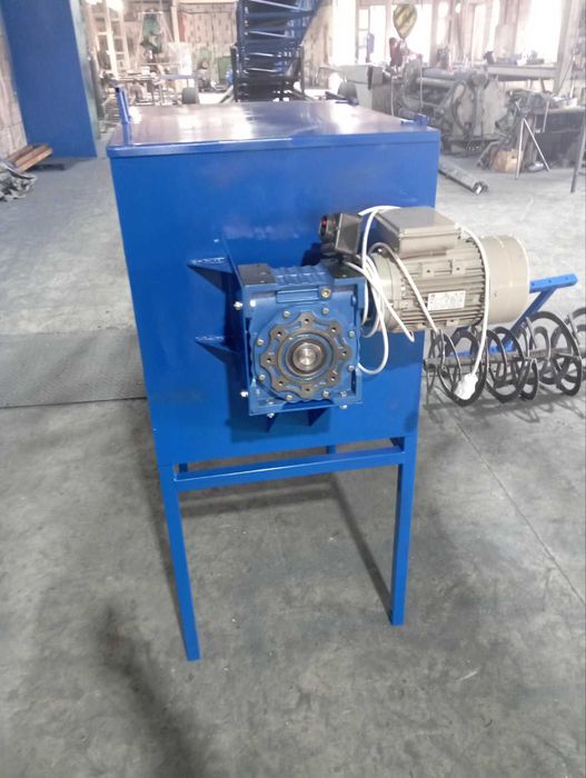 Кормозмішувач,змішувач комбікорму,кормосмеситель