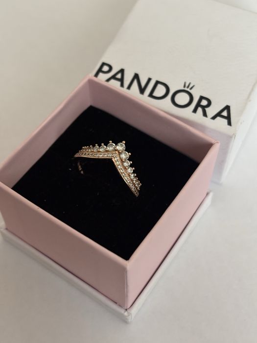 Pandora pierścionek Princess Tiara rozmiar 60
