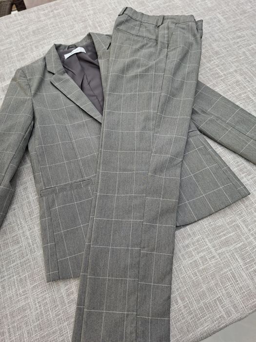 Garnitur Reserved 140 cm