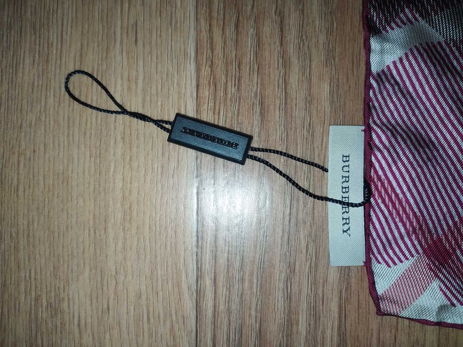 Burberry silk scarf густка шовк