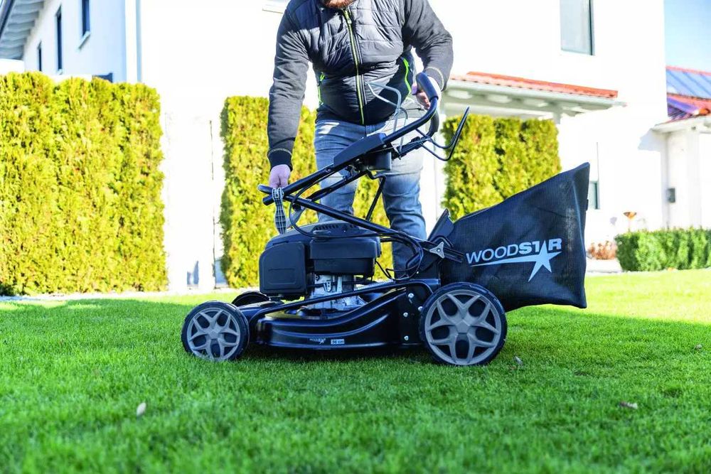 Бензинова газонокосарка Woodster BLM560-225ES САМОХІДНА електро запуск