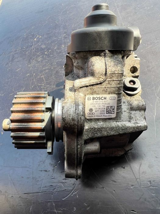 ТНВД Форсунка Volkswagen Passat B6 CC Golf Tiguan Skoda Octavia Audi Seat 2.0 tdi 03L130277