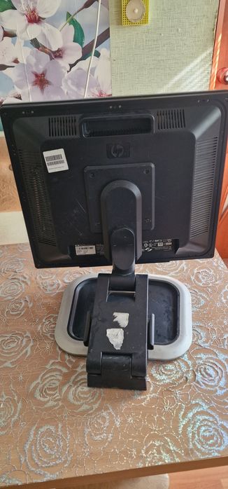 Продам робочий монітор до компютера. Hewlett Packard модель HP L1950