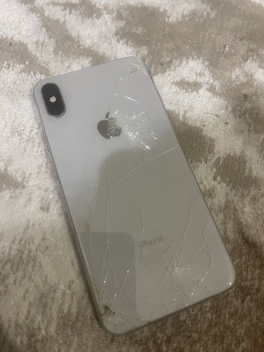 Продам іPhone  XS Max