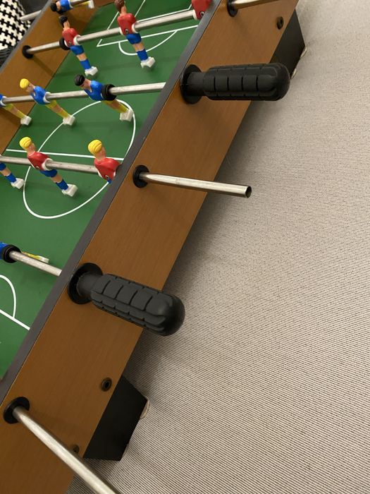 Mesa de matraquilhos para criança