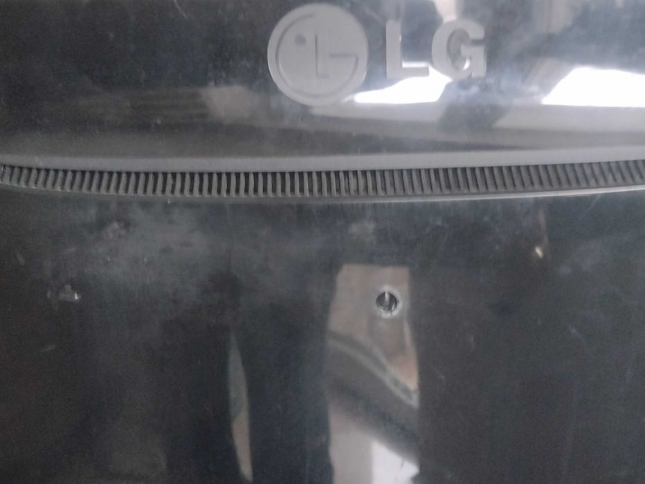 Монітор LG flatron б/в + клавіатура безпровідна asusu