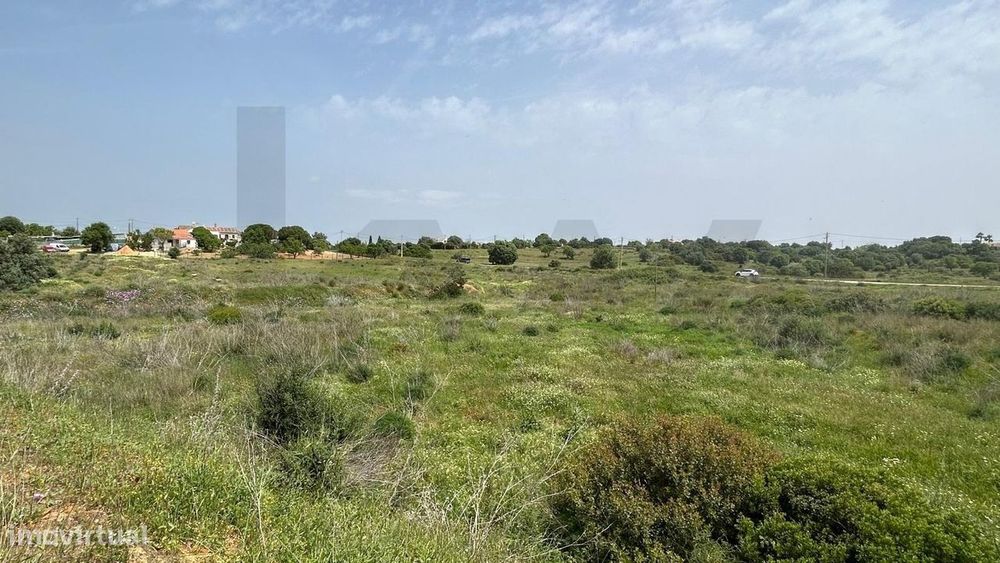 Terrenos Rústicos em  Lagoa - carvoeiro — Lagoa E Carvoeiro, Faro