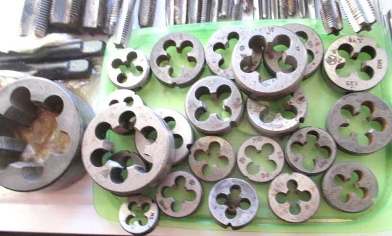 Метчики и плашки времен СССР