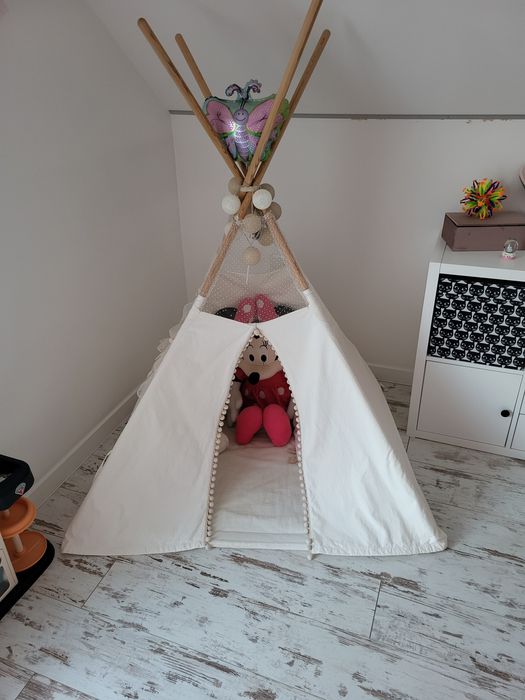 Namiot tipi + 2 poduszki