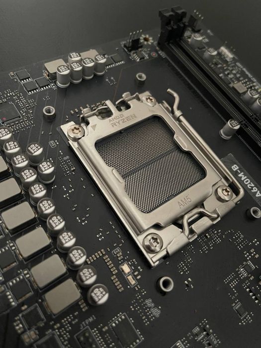 Материнская плата MSI PRO A620M-B AM5 DDR5