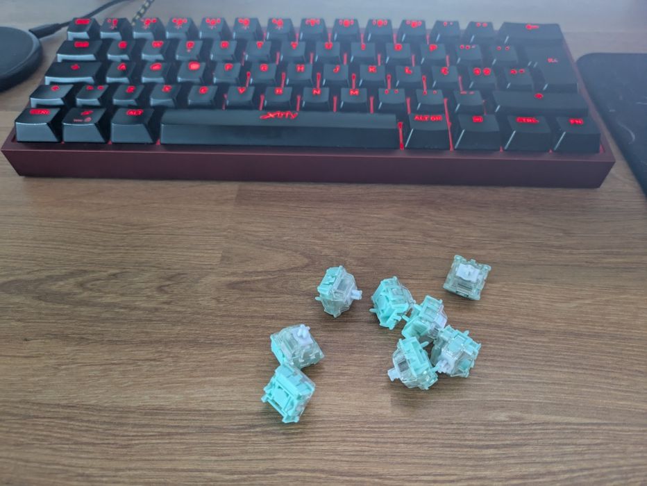 Wooting 60HE+ Tofu Redux60 Burgundy