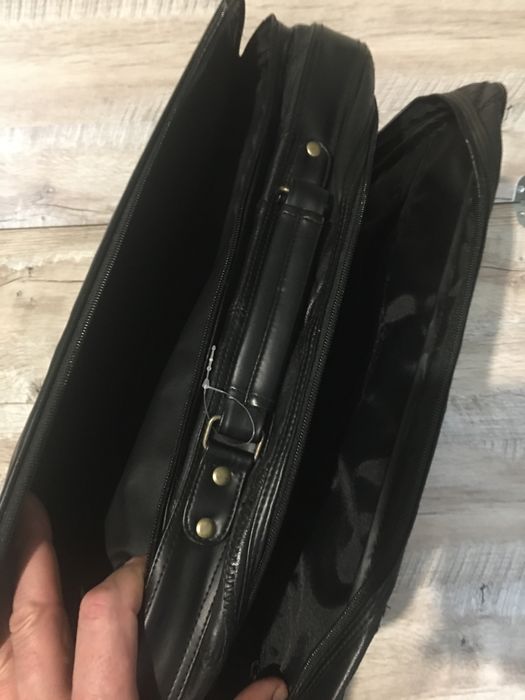 Сумка/портфель/соквояж для ноутбука