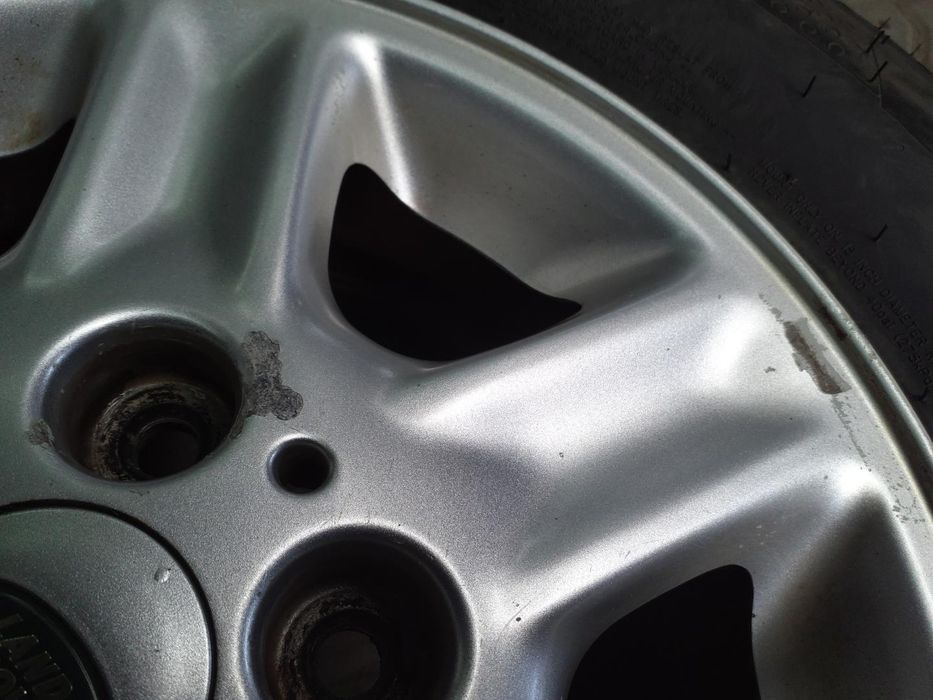 Jantes Land Rover R15 Com Pneus 195/15C Furação 5X114.3