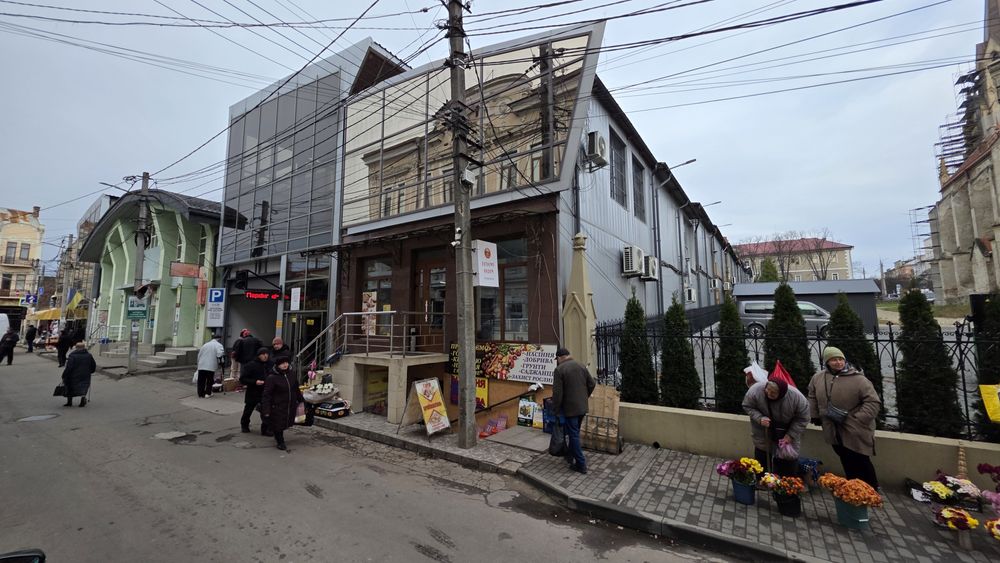 Оренда комерційного приміщення 78м2 біля  ринку у ЦЕНТРІ міста