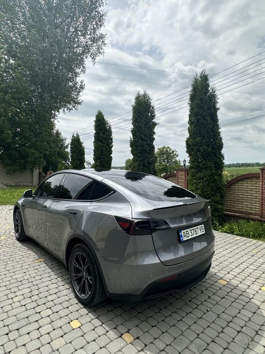 Tesla Model Y Long Range Dual Motor 2024 82.5 кіловат