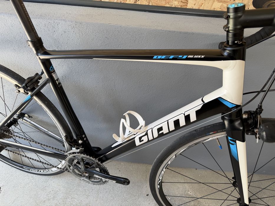 Giant defy estrada semi nova