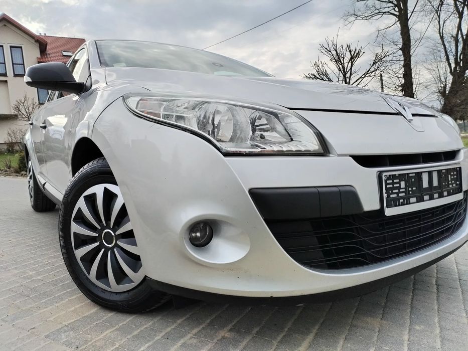 Renault Megane klima/elektryka/grzane fotele/navigacja/tempomat/1.6 benzyna/DE