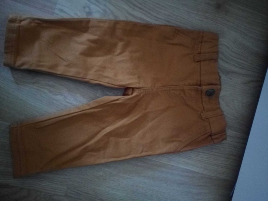 Spodnie chłopięce 68