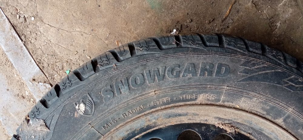 Колеса шини резина Chevrolet cruz 5 105 16   205 60 16