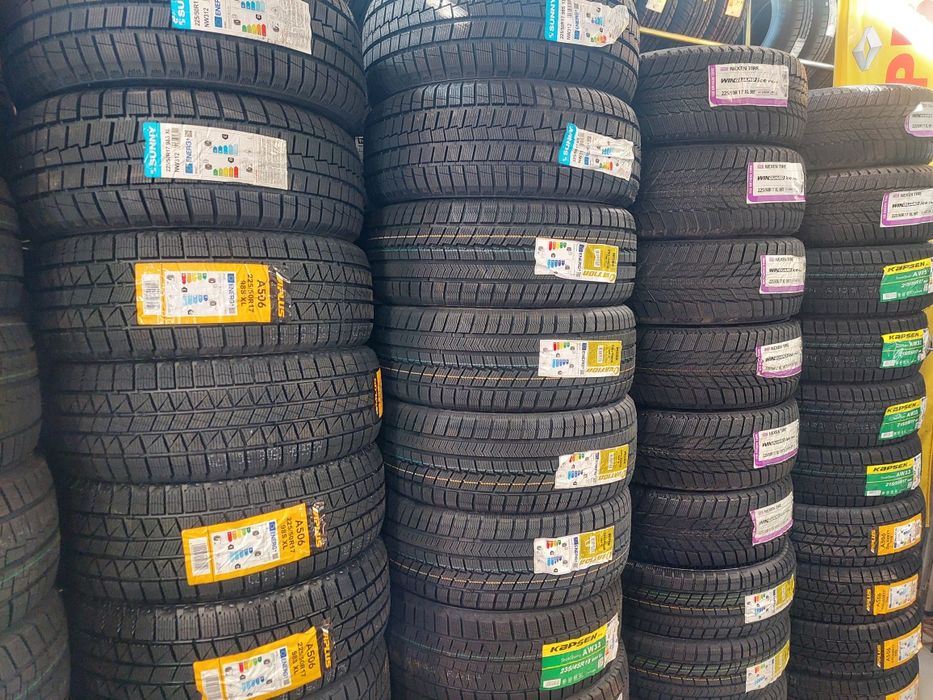 Зимні шини 225/50r17 Aplus NexenRoadmach
