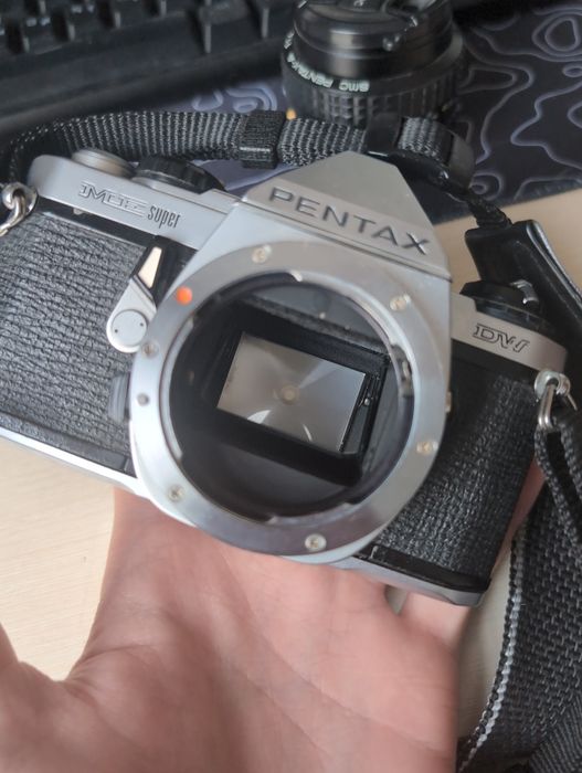 Плівковий фотоапарат Pentax ME Super (Body)