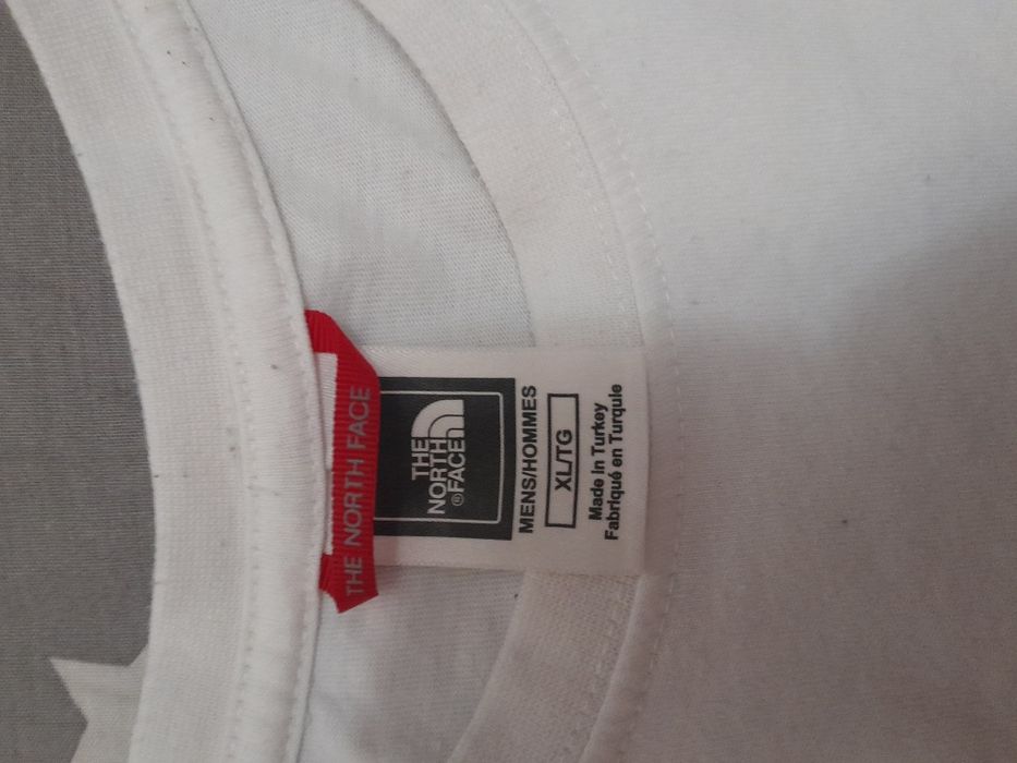 Футболка від норд фейс