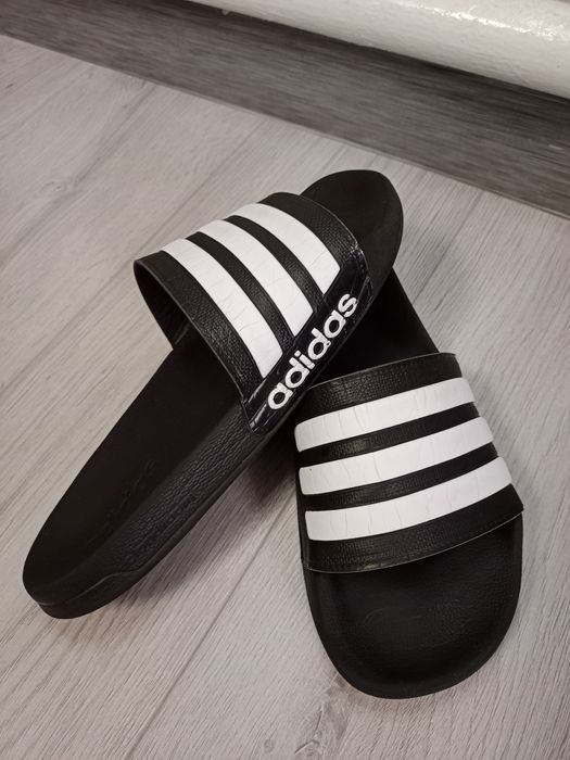 Шльопанці Adidas