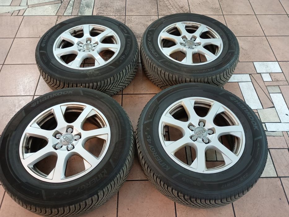 Oryginalne Alufelgi Audi Q5 17 " 5x112 Opony wielosezonowe  235/65/17