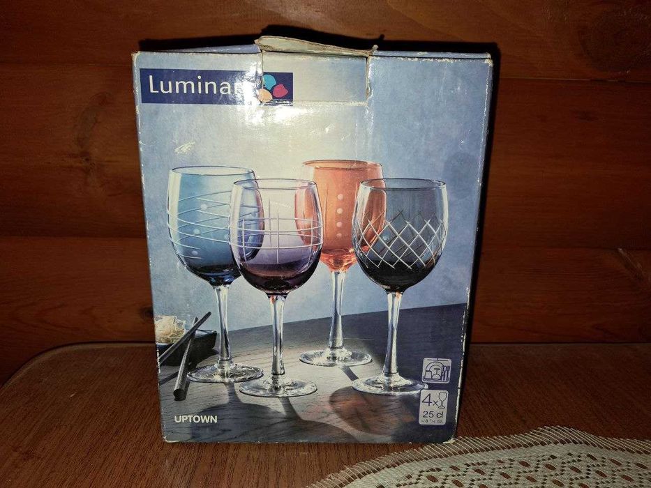 Четыре бокала, стекло,Франция