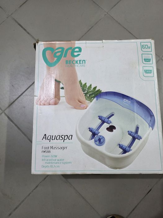 Massajador de pés aquosa