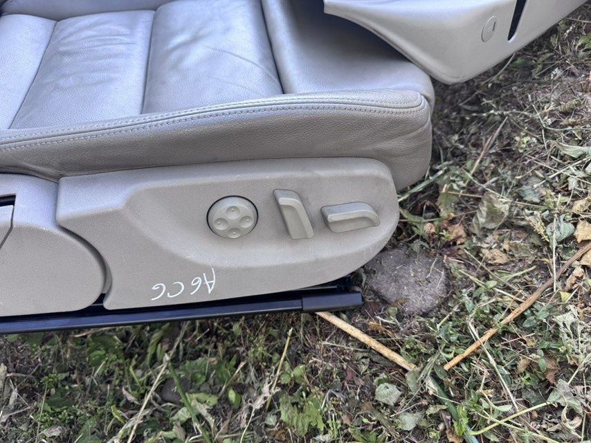 Салон Сидіння Шкіра AUDI A6C6 електро, пам'ять , підсвітка, підігрів